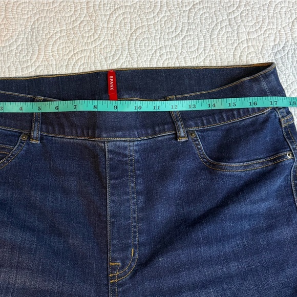 SPANX Blue Denim with Red Label - Picture 9 of 15